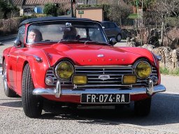 TRIUMPH TR4  3